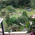 Chez Catherine - Chaumiere Normande Bed & Breakfast